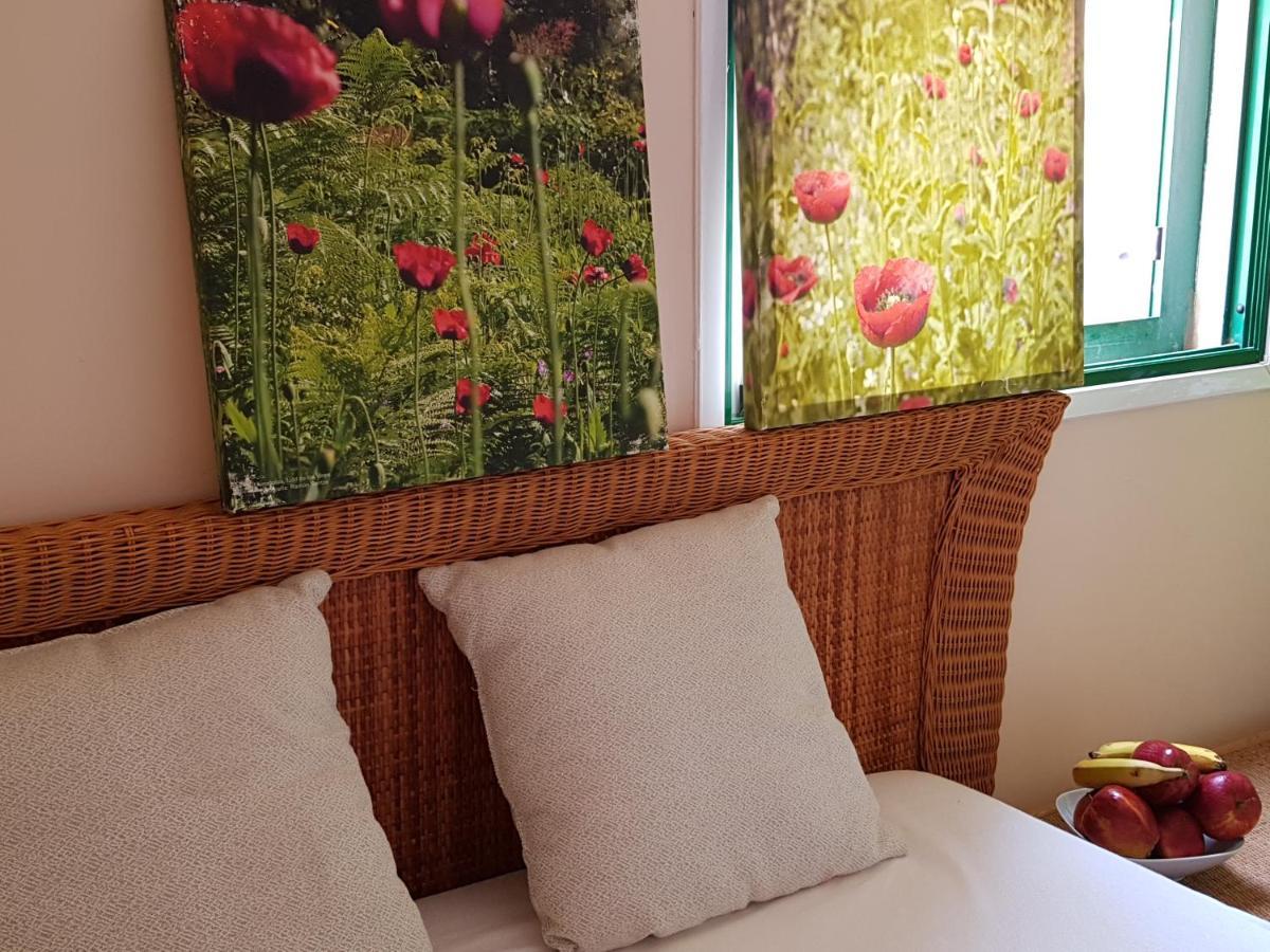 The Poppies Guest House - 100M Ocean - Private Spaces กันเดลาเรีย ภายนอก รูปภาพ